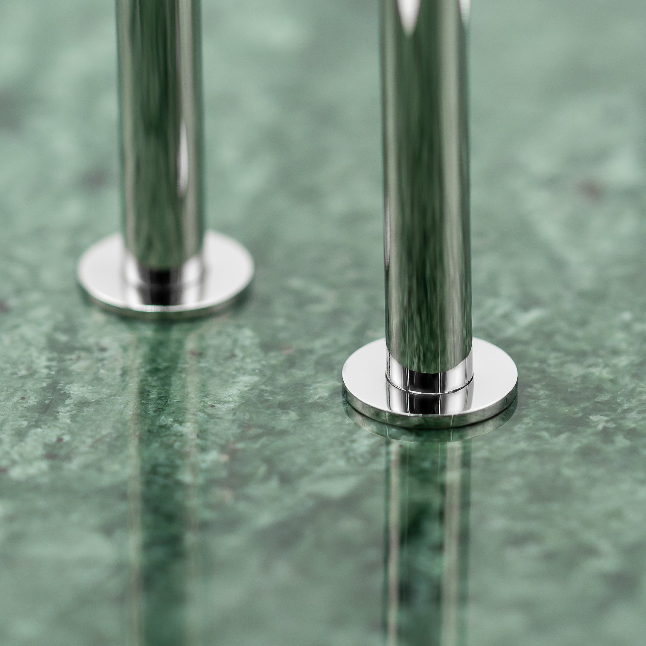 Pearl Verde Watch Stand - Two Watches