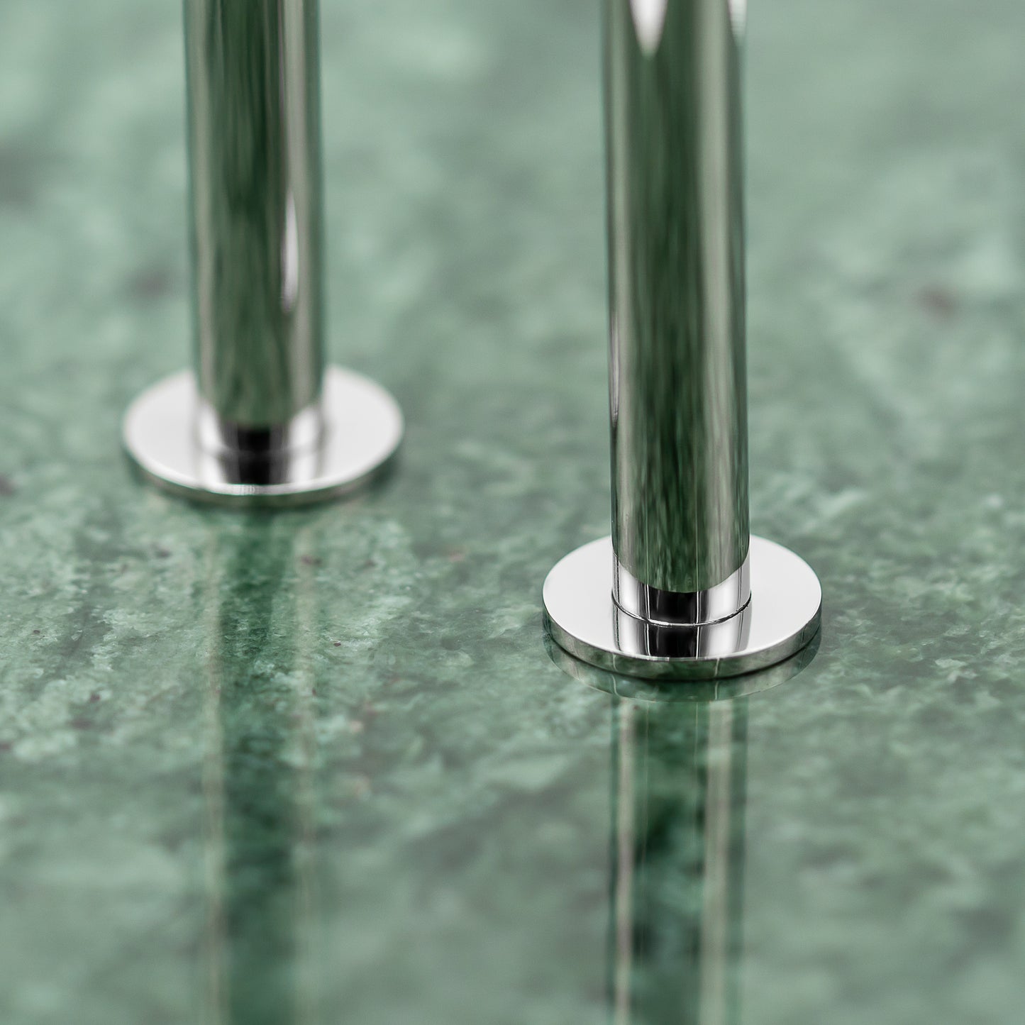 Pearl Verde Watch Stand - Two Watches