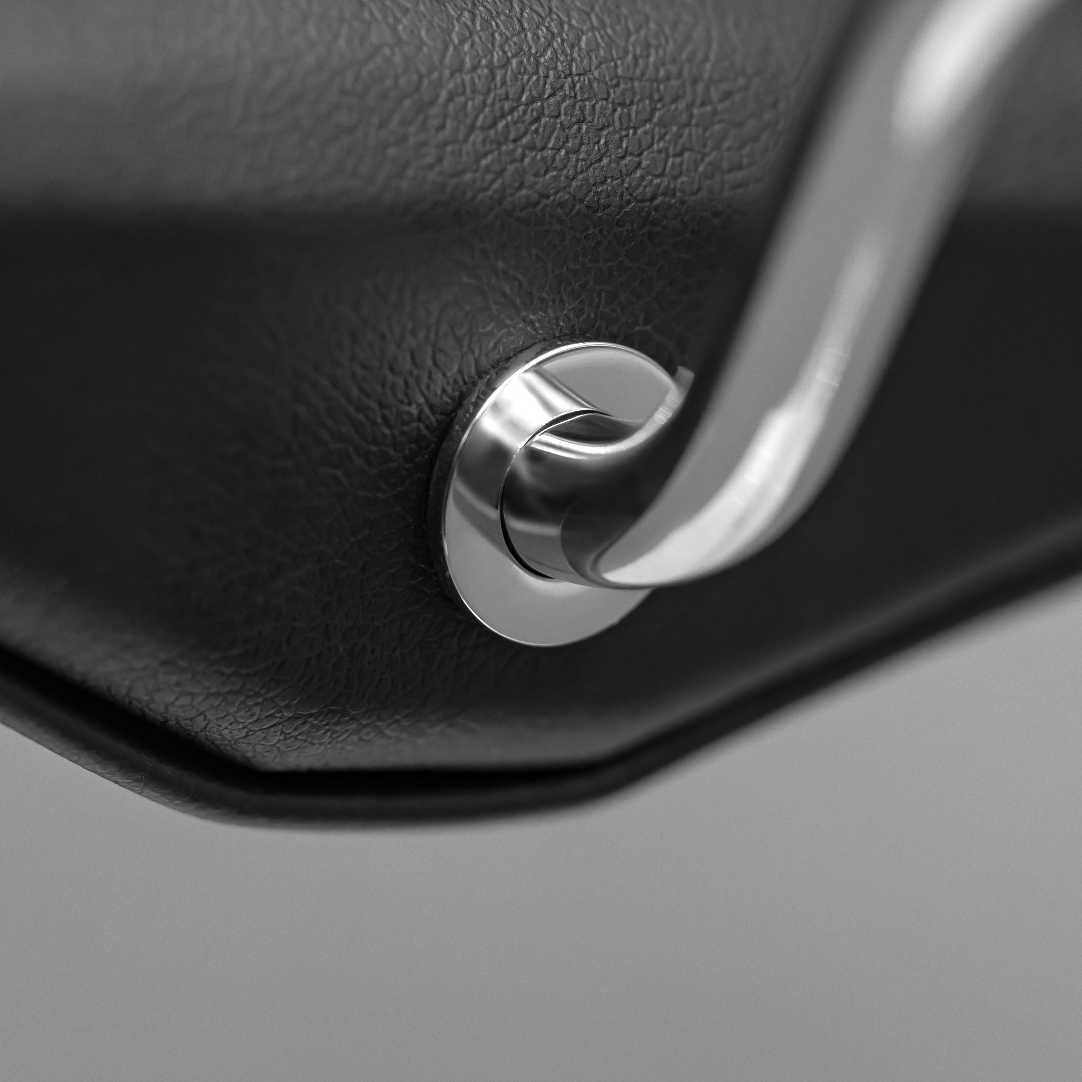 Pearl Verde Watch Stand - One Watch